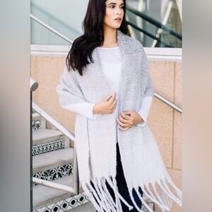 Mer Sea Cozy Wrap- Ombré Gray